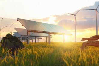 Fernando Trabach aponta que grandes empresas estão ampliando investimentos em energia limpa para reduzir a pegada de carbono e atender às metas ESG.