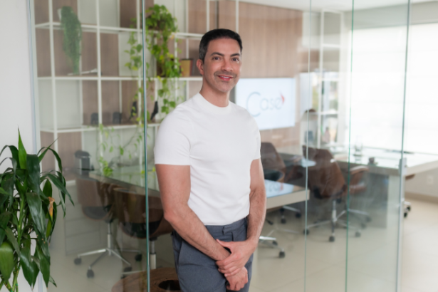 Paulo Henrique Silva Maia explica que condomínios inteligentes unem tecnologia, segurança e conforto para moradores.