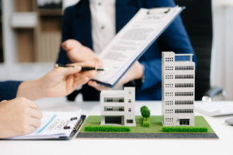 Alex Nabuco dos Santos explica como renda, juros e acesso ao crédito moldam diretamente a capacidade de compra do brasileiro.