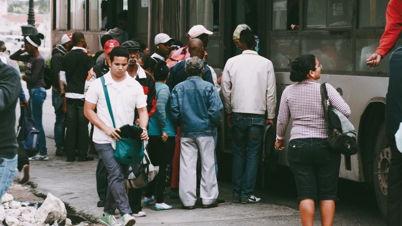 Mudanças nas linhas de ônibus em Presidente Prudente geram insatisfação entre usuários