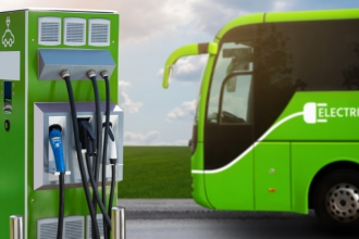 Ônibus elétrico de piso alto em São Paulo: avanço tecnológico ou retrocesso na acessibilidade?