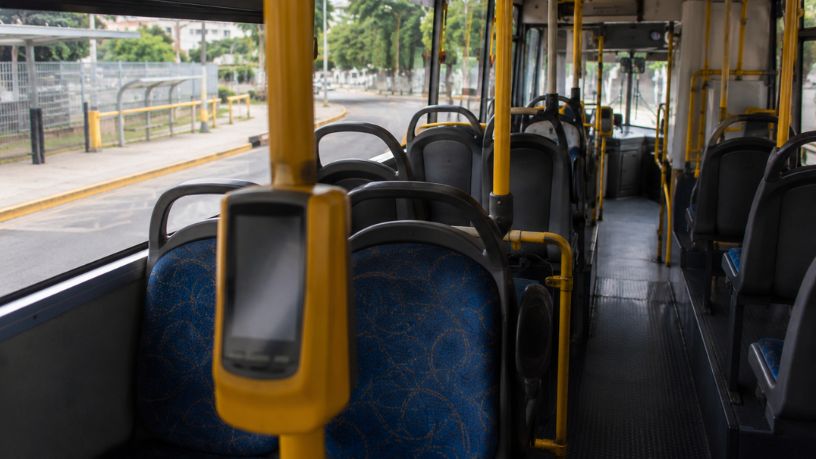 O Direito do Consumidor e a Política de Mobilidade Urbana no Debate sobre a Validade dos Créditos de Ônibus